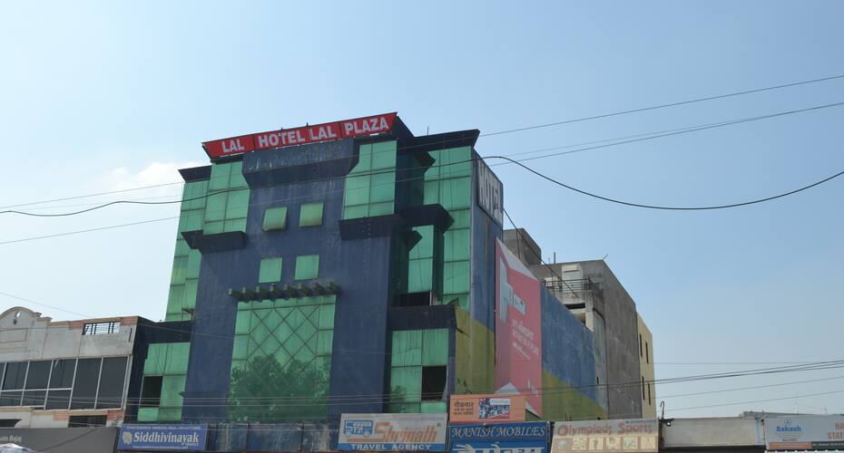 Lal Hotel, Kota 5